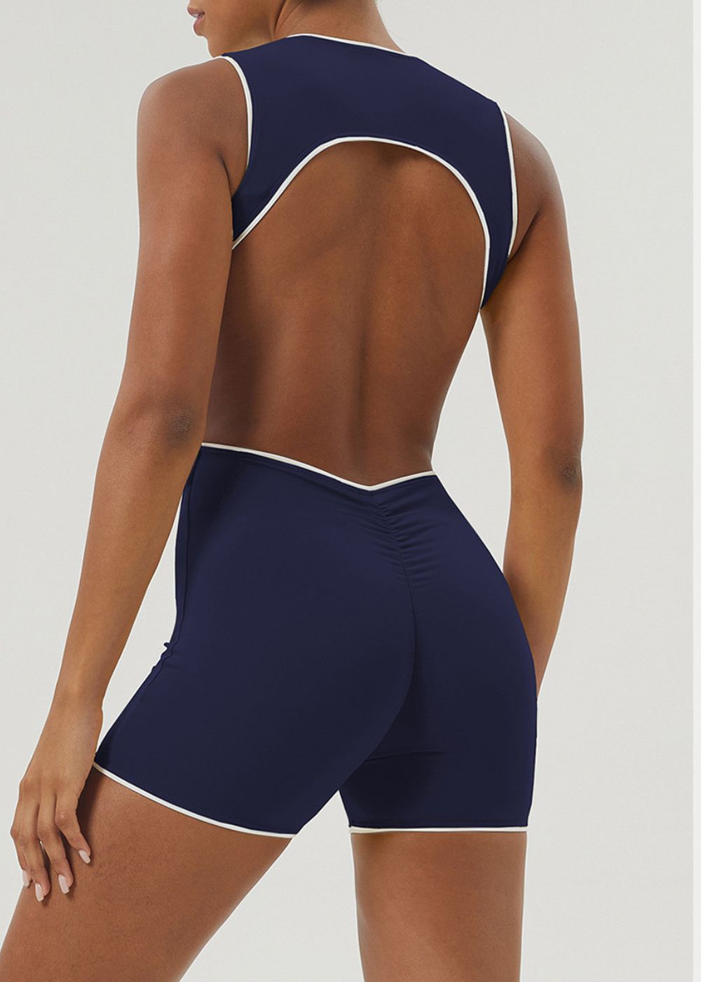 Kurzer Jumpsuit – Line Up – Schlussverkauf