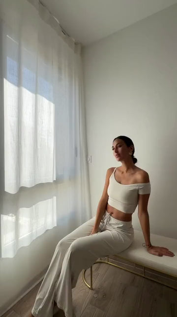 Tee-shirt Mood – Brassière intégrée porté par @carolineperengo